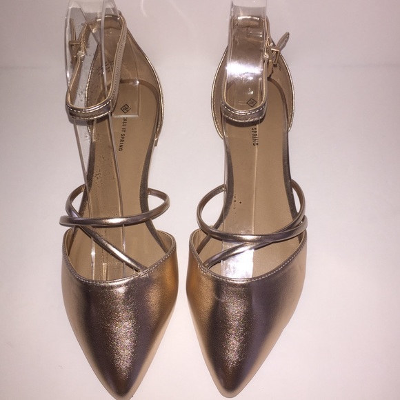 Call It Spring- Araelia Flats - Picture 3 of 8